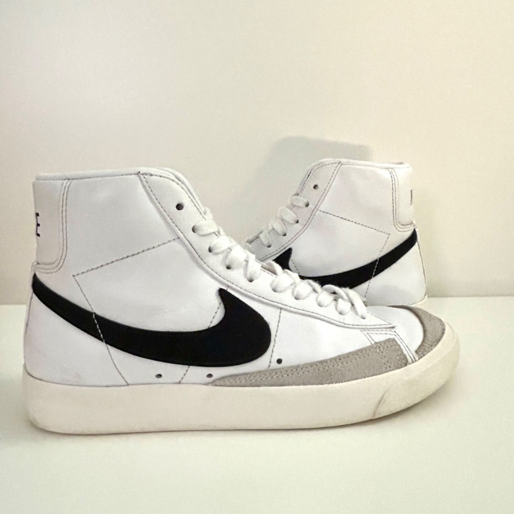Nike Blazer Mid '77 Woman’s 7 - Picture 4 of 4